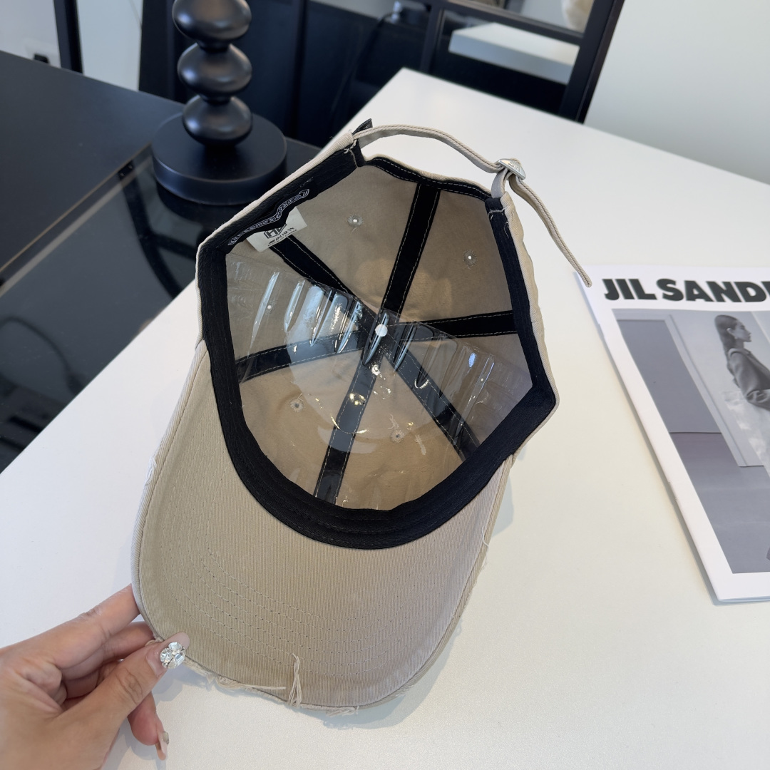 P克罗心新款遮阳鸭舌帽，头围57cm