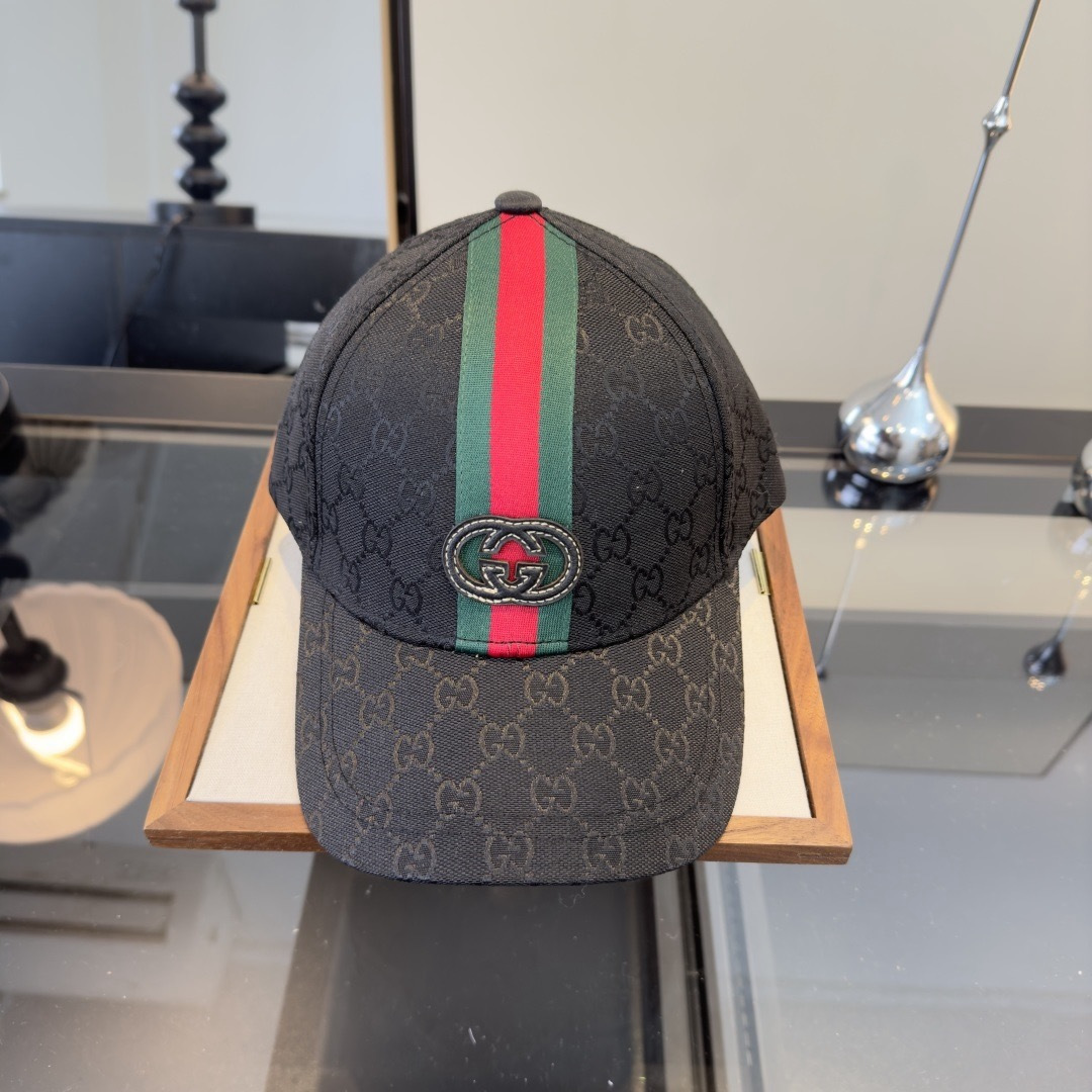 PGucci古奇新款鸭舌帽，头围57cm