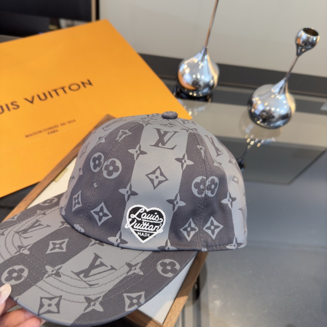 Plv路易斯新款高版本鸭舌帽，头围57cm