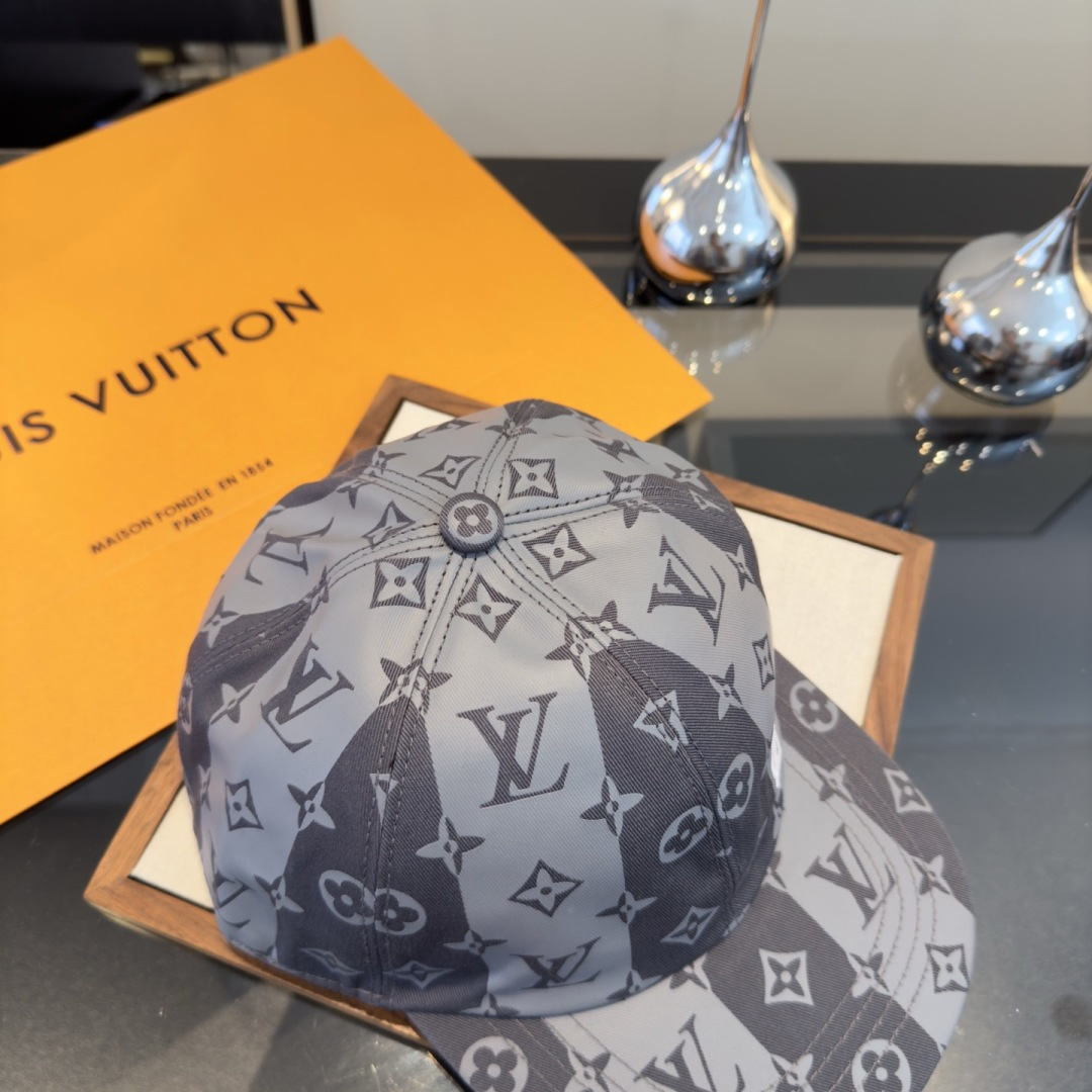 Plv路易斯新款高版本鸭舌帽，头围57cm