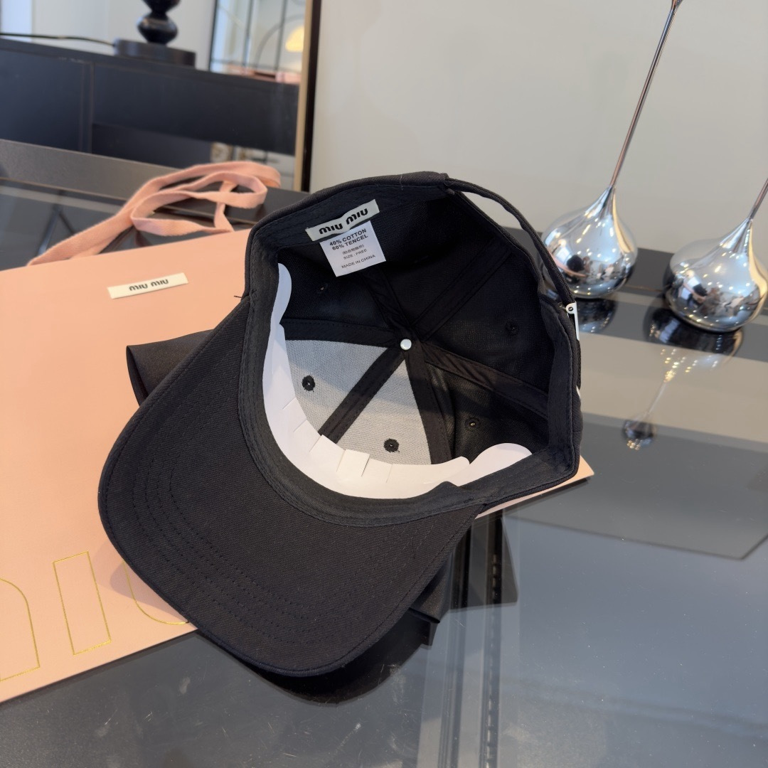 Pmiumiu缪缪蝴蝶结鸭舌帽，高端定制，头围57cm