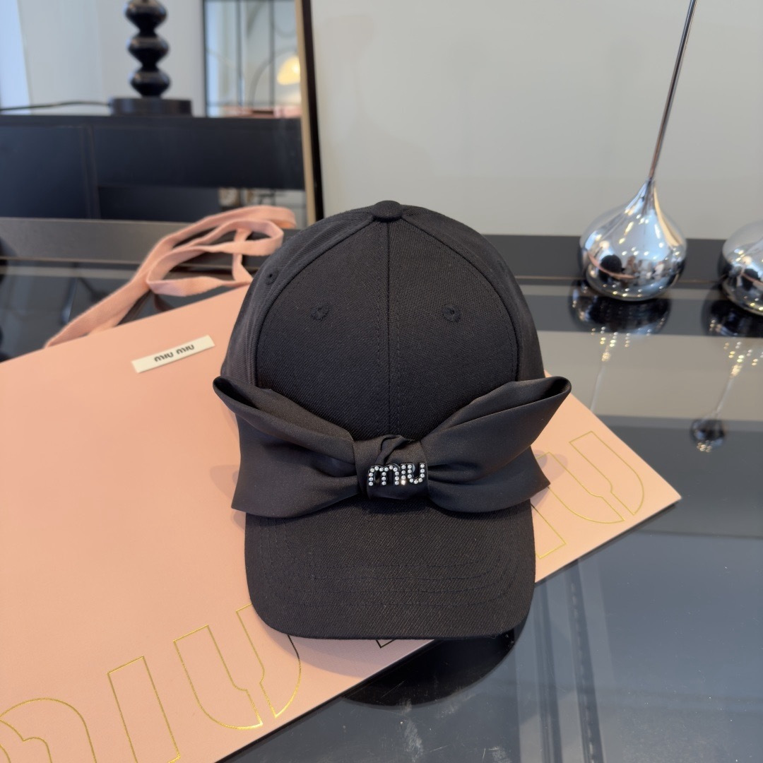 Pmiumiu缪缪蝴蝶结鸭舌帽，高端定制，头围57cm