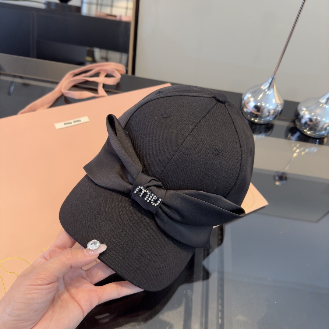 Pmiumiu缪缪蝴蝶结鸭舌帽，高端定制，头围57cm