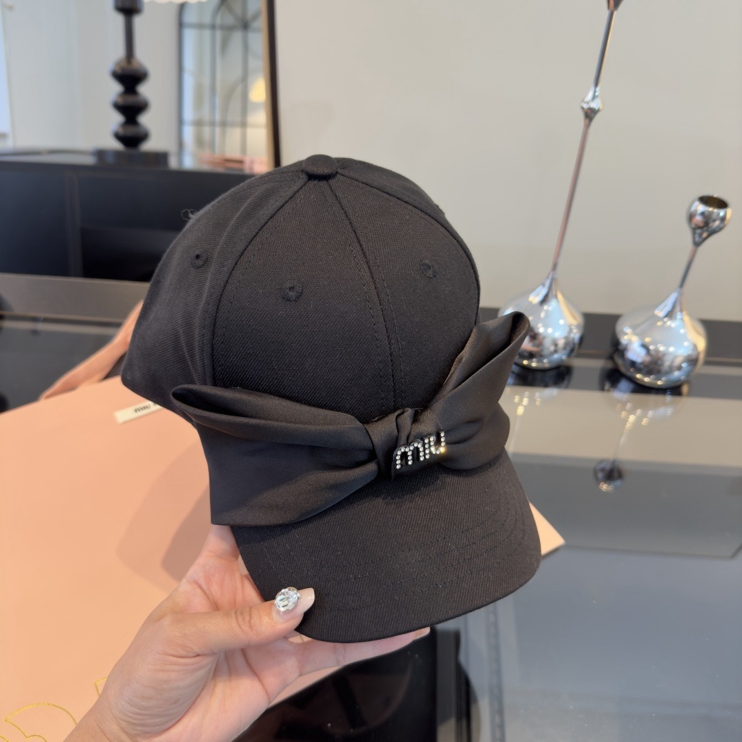 Pmiumiu缪缪蝴蝶结鸭舌帽，高端定制，头围57cm