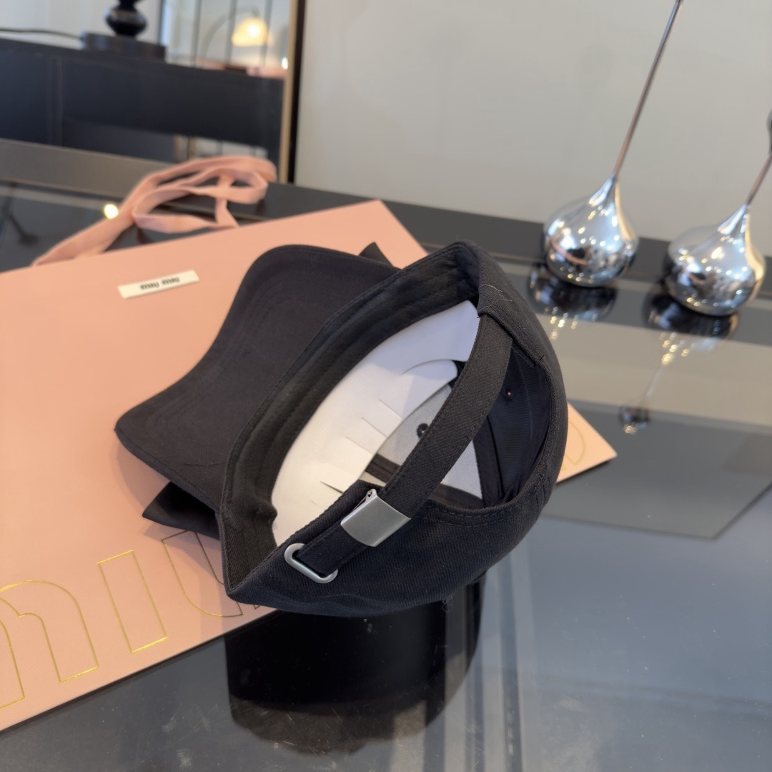 Pmiumiu缪缪蝴蝶结鸭舌帽，高端定制，头围57cm