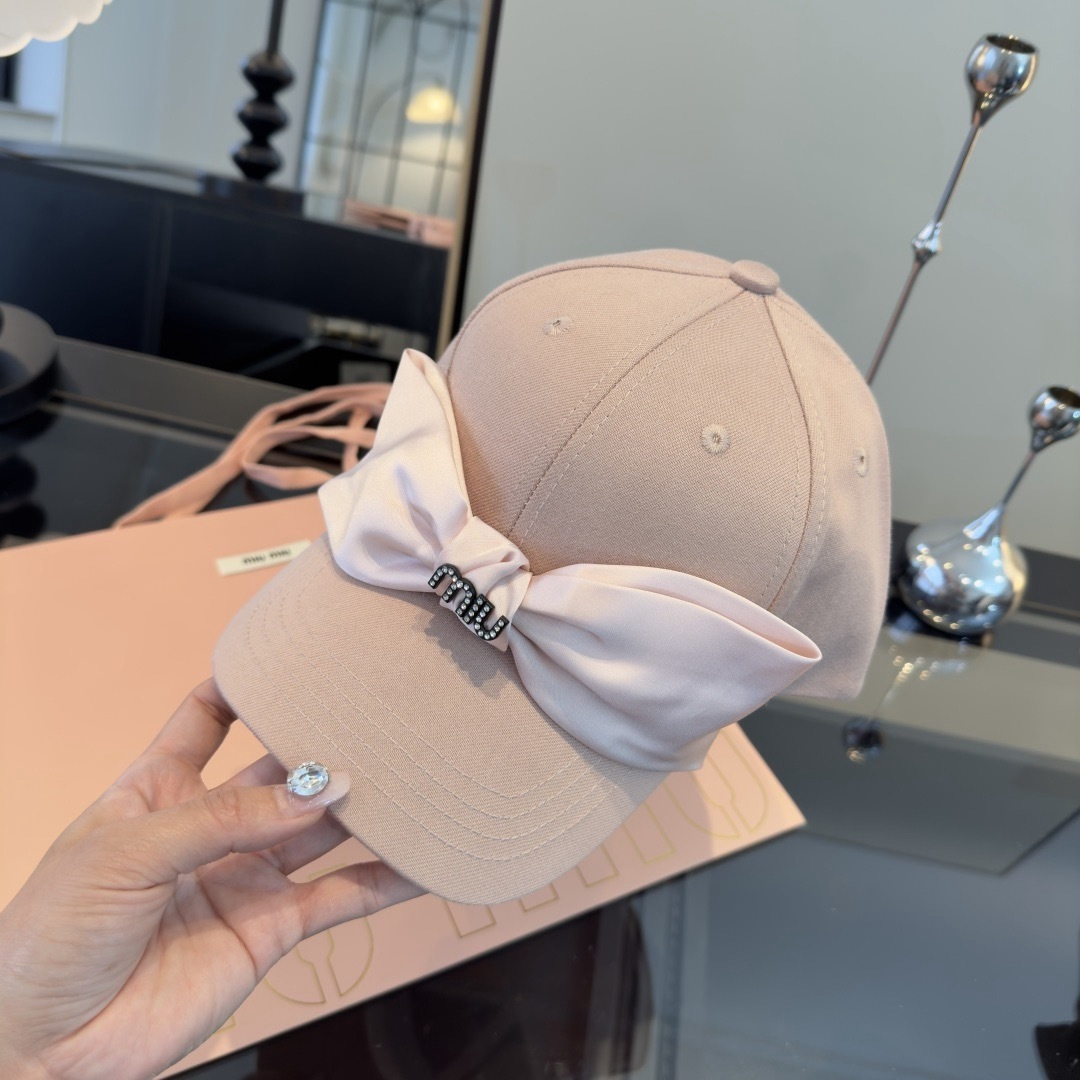 Pmiumiu缪缪蝴蝶结鸭舌帽，高端定制，头围57cm