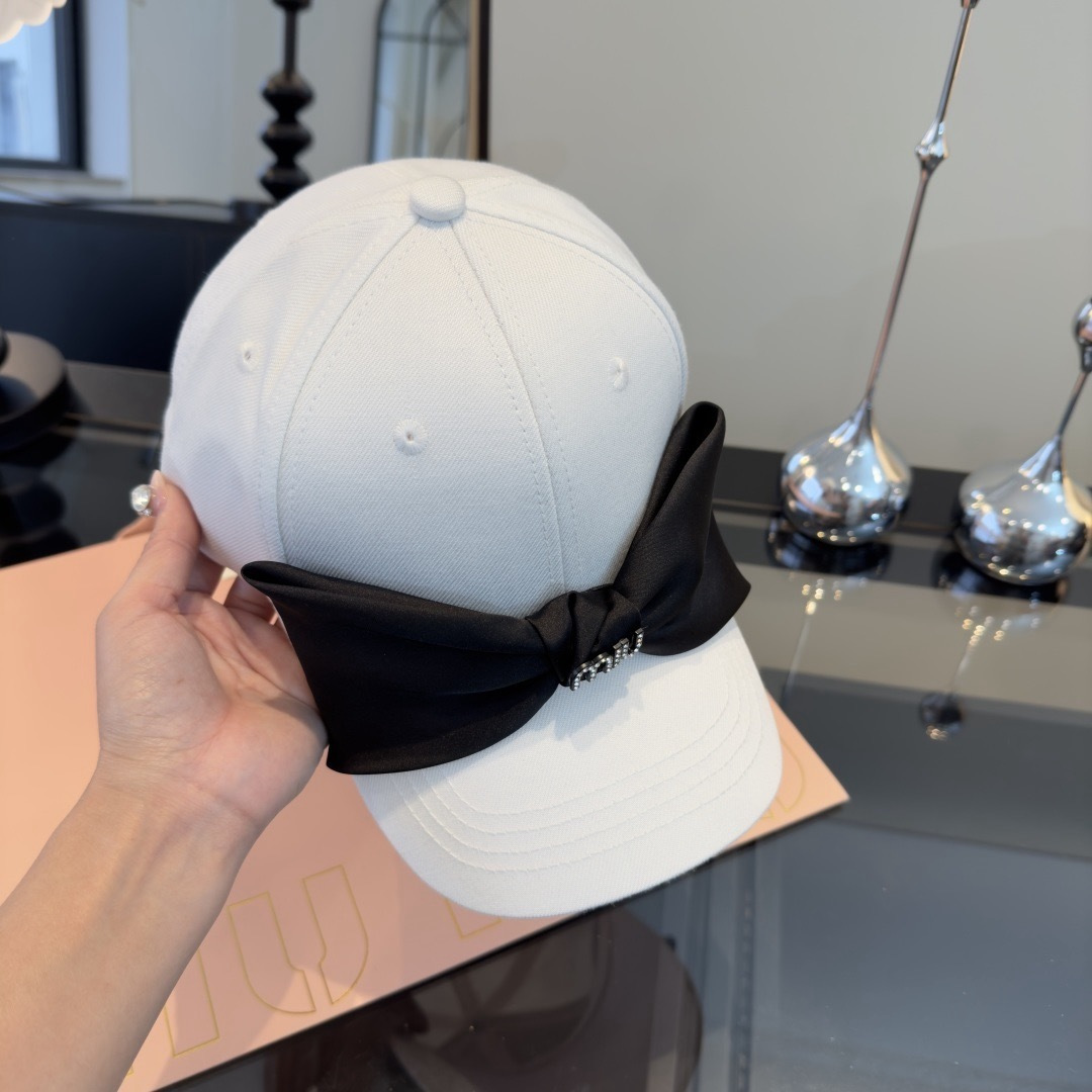 Pmiumiu缪缪蝴蝶结鸭舌帽，高端定制，头围57cm