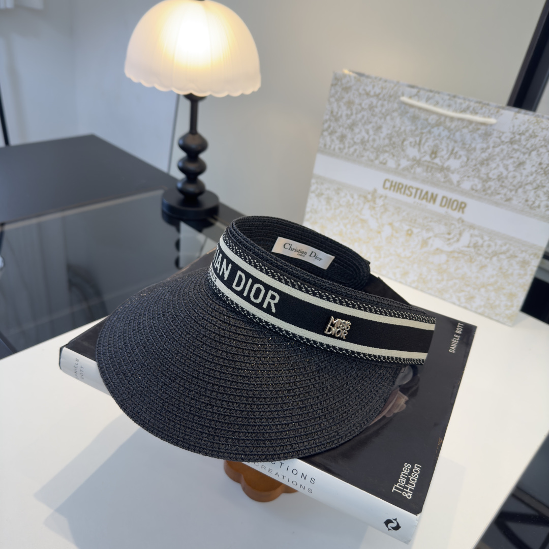 PDior迪奥新款空顶，头围57cm