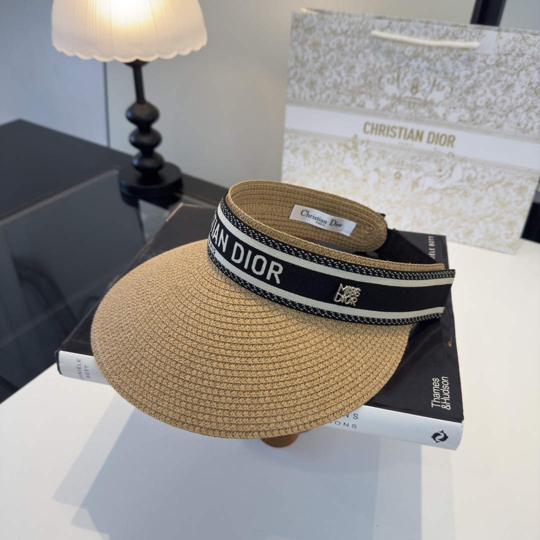 PDior迪奥新款空顶，头围57cm