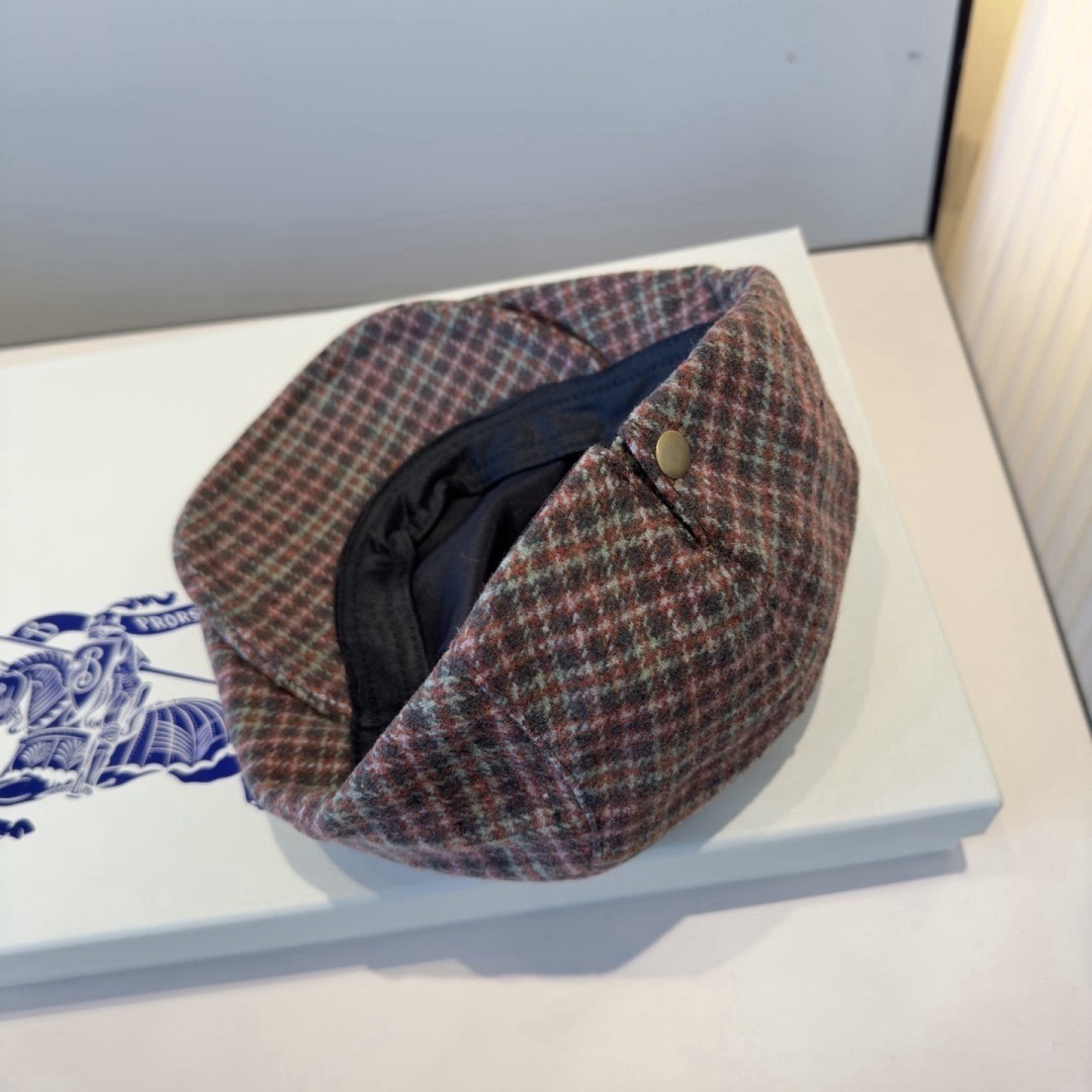 Burberry 巴宝莉新款鸭舌前进帽，头围58cm