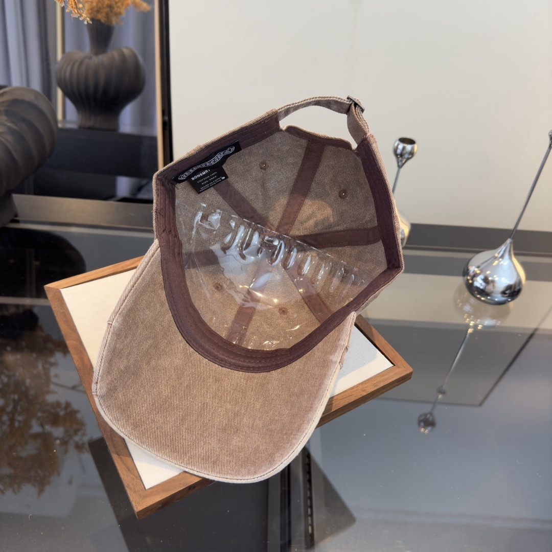 P克罗心新款鸭舌帽，时尚百搭，头围57cm