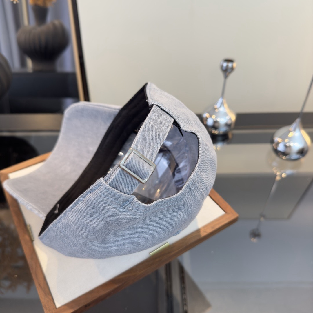 P克罗心新款鸭舌帽，时尚百搭，头围57cm