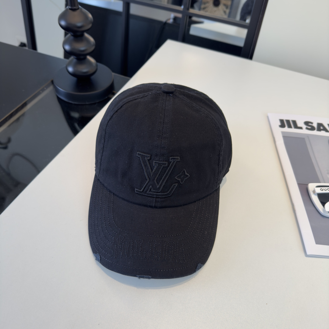 PLv路易斯新款棒球帽，男女同款 ！！