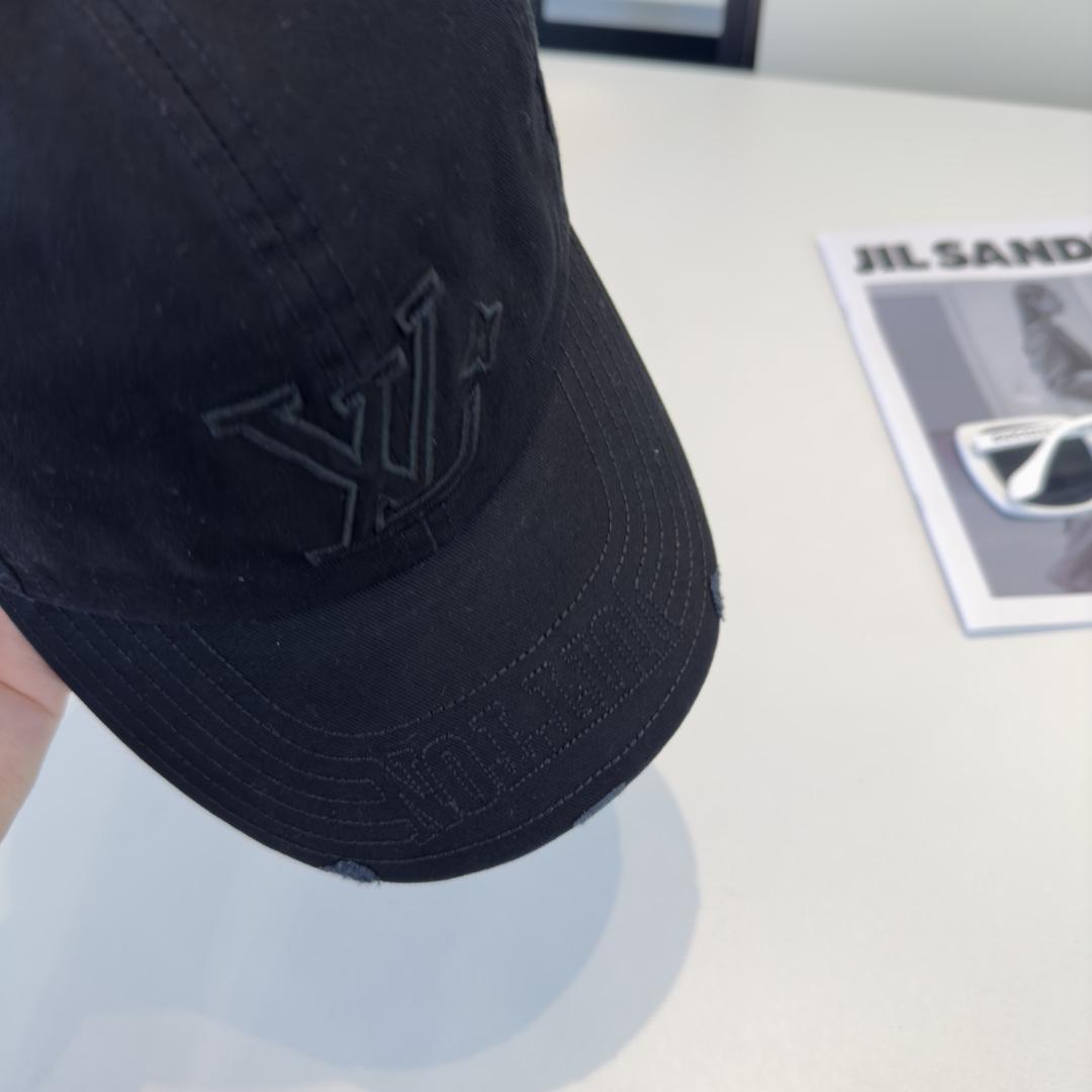 PLv路易斯新款棒球帽，男女同款 ！！