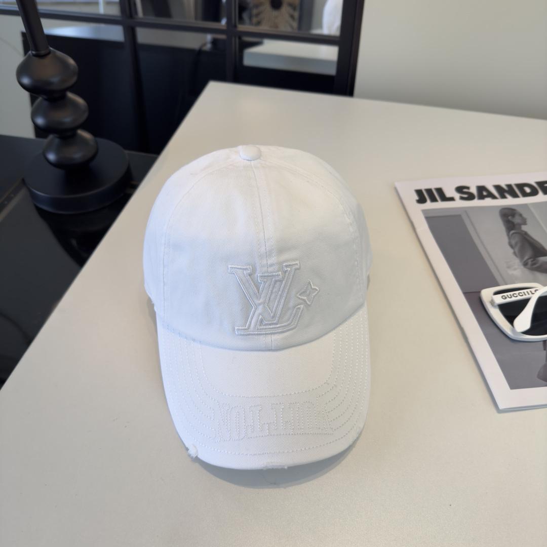 PLv路易斯新款棒球帽，男女同款 ！！