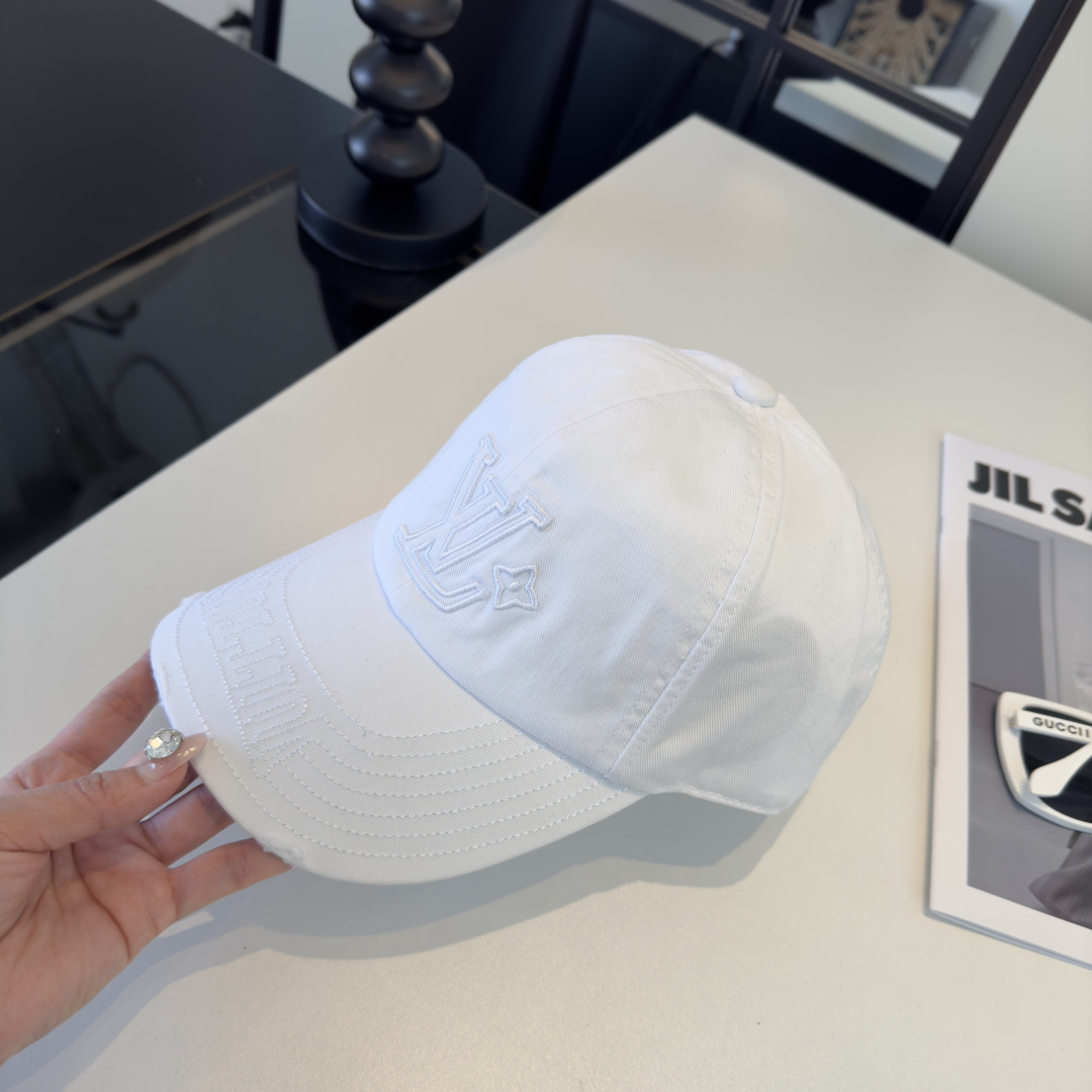 PLv路易斯新款棒球帽，男女同款 ！！