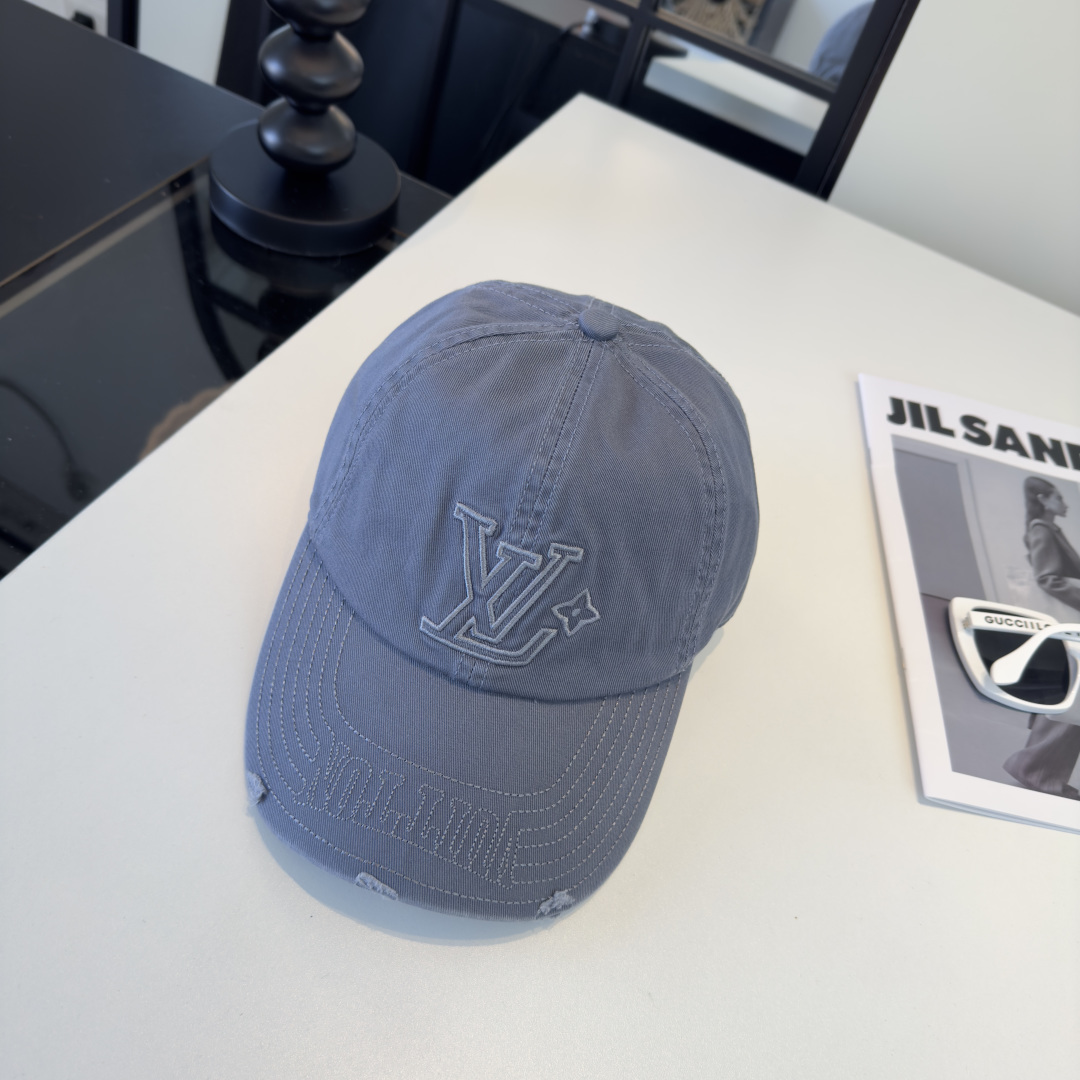 PLv路易斯新款棒球帽，男女同款 ！！