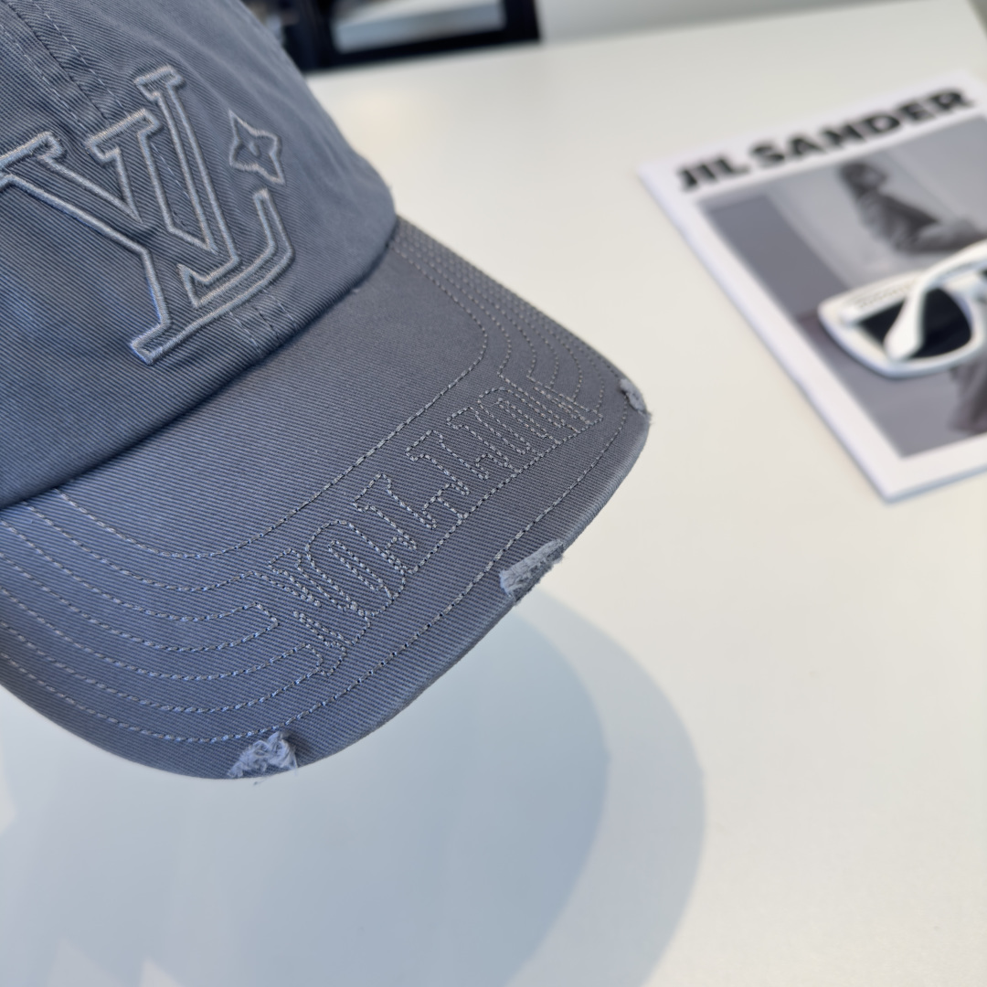 PLv路易斯新款棒球帽，男女同款 ！！