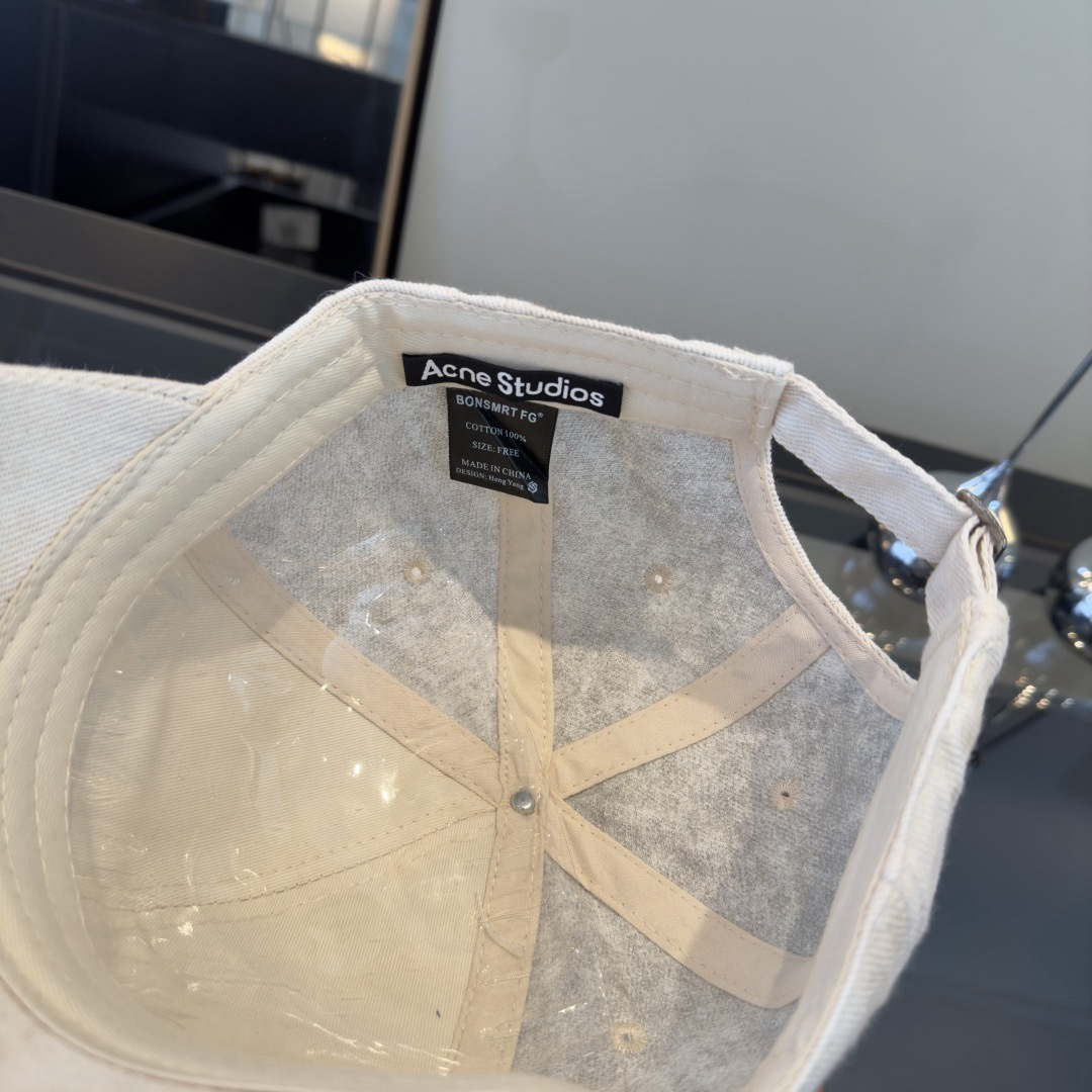 PAcne Studios 新款棒球帽 男女同款 ！！