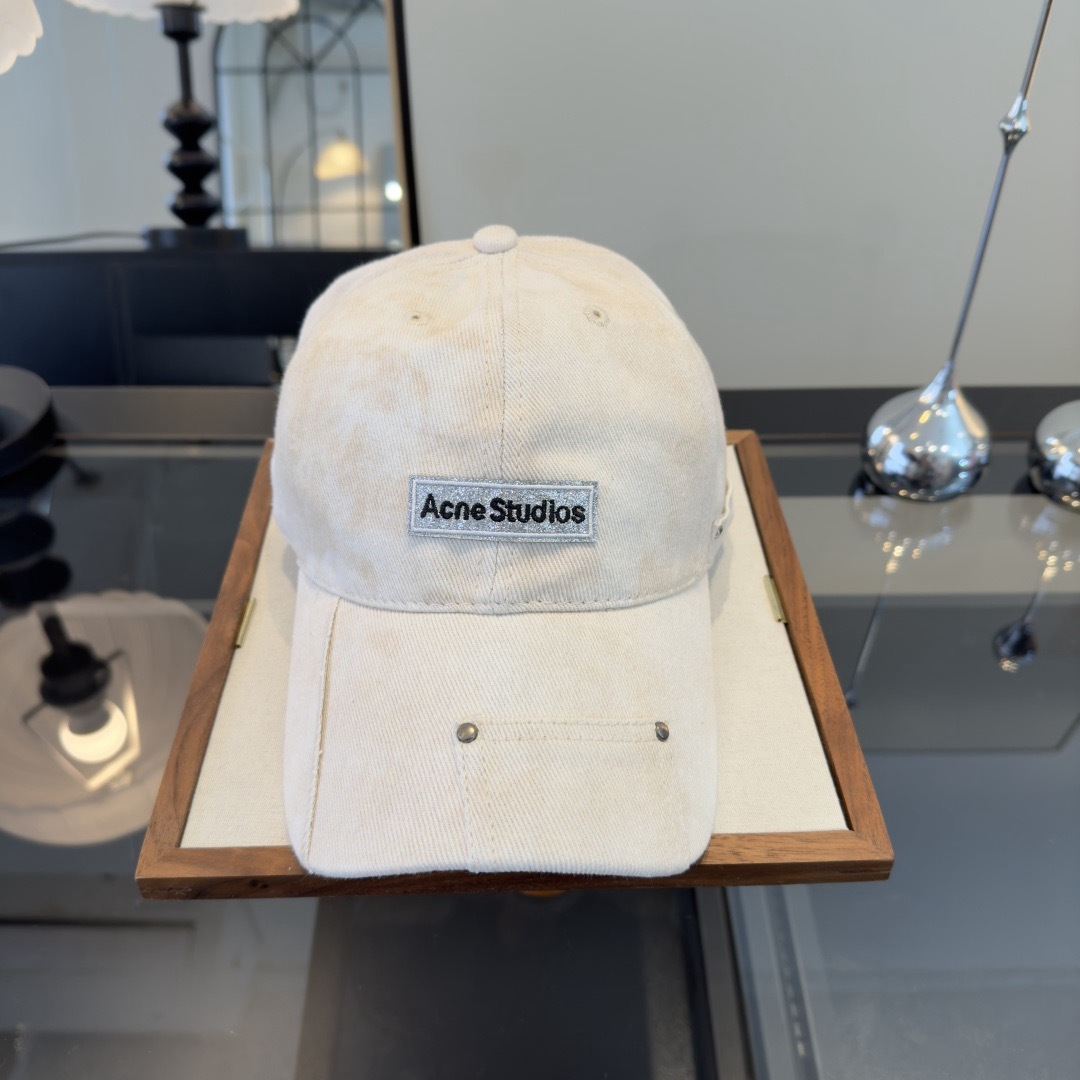 PAcne Studios 新款棒球帽 男女同款 ！！