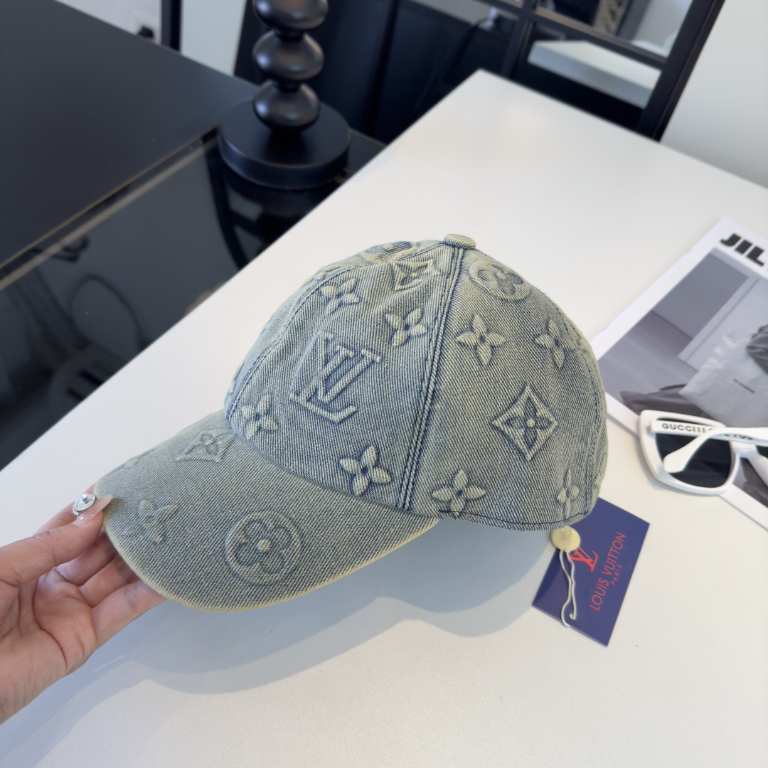 PLv路易斯新款棒球帽，男女同款 ！！