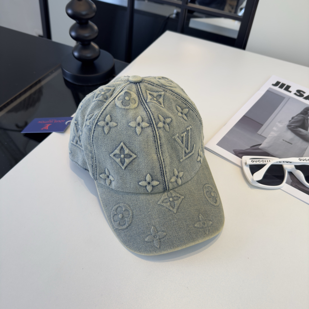 PLv路易斯新款棒球帽，男女同款 ！！