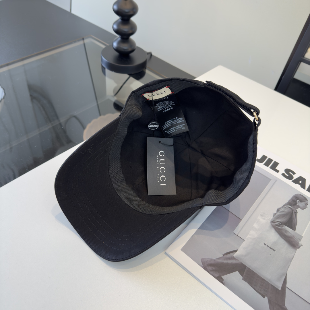 PGucci古奇新款遮阳鸭舌帽，头围57cm