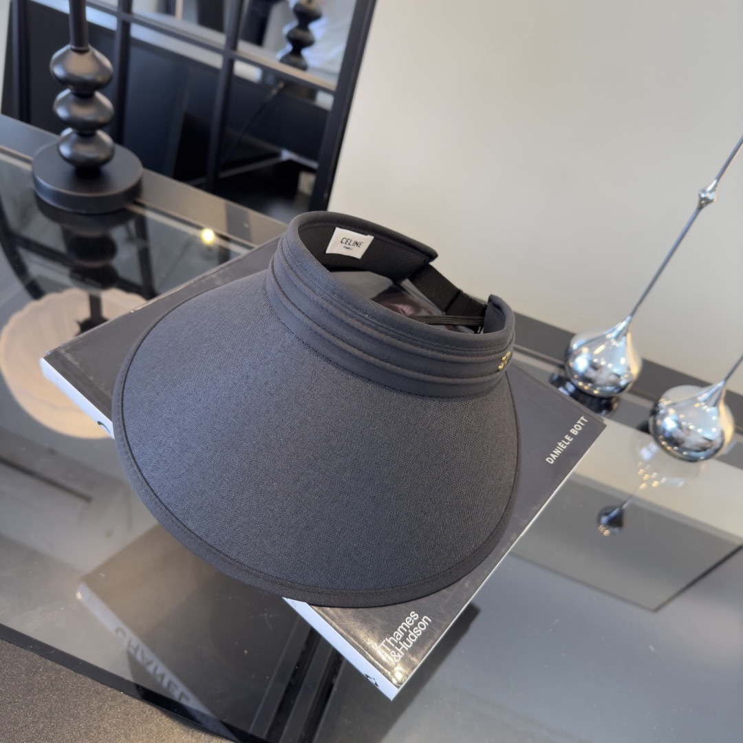 PCeline赛琳新款空顶发箍遮阳帽