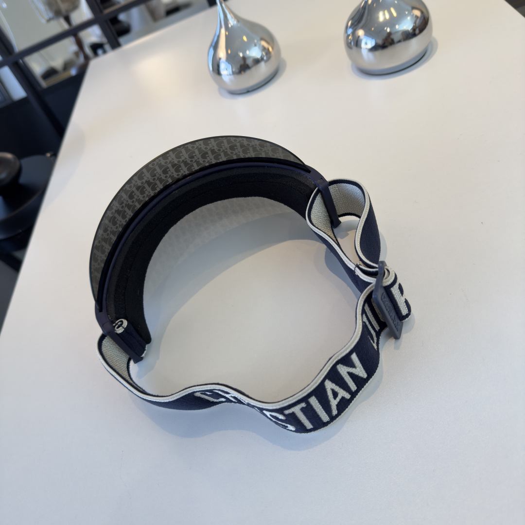 PDior迪奥新款空顶遮阳帽，可调节