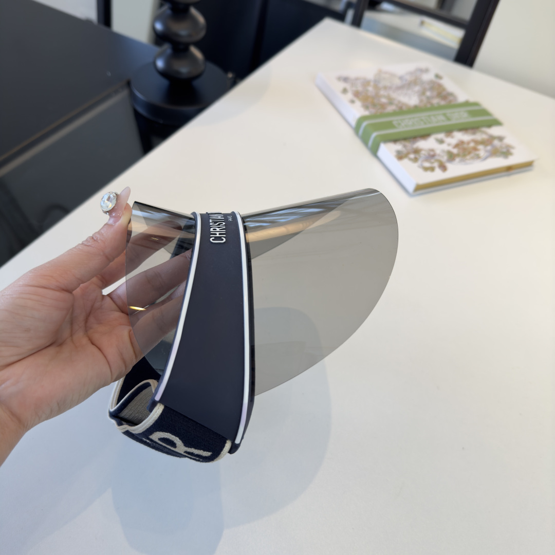 PDior迪奥新款空顶遮阳帽，可调节