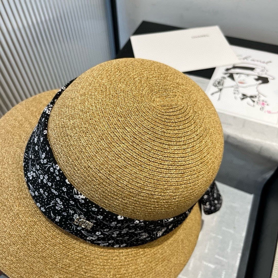 Dior Dior迪奥新款草帽，遮阳沙滩草帽，头围57cm