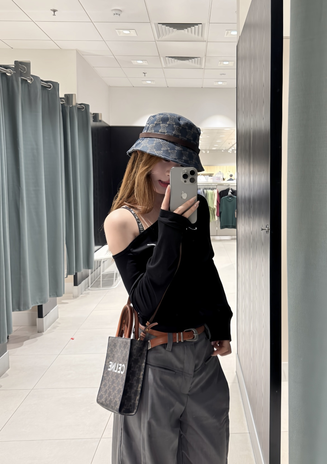 NO:764309,Celine new sunshade fisherman hat, summer essential hat straw hat fisherman hat baseball cap, hat, celine, celine, espadrilles, hats19860909Celine赛琳新款遮阳渔夫帽,夏日必备帽子草帽渔夫帽棒球帽,帽子,celine,celine,espadrilles,hats,hat
