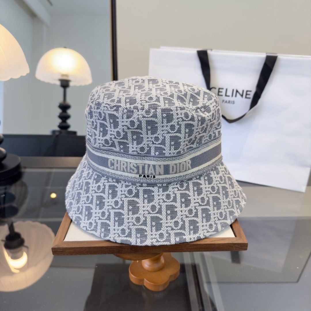Dior Dior迪奥新款渔夫帽