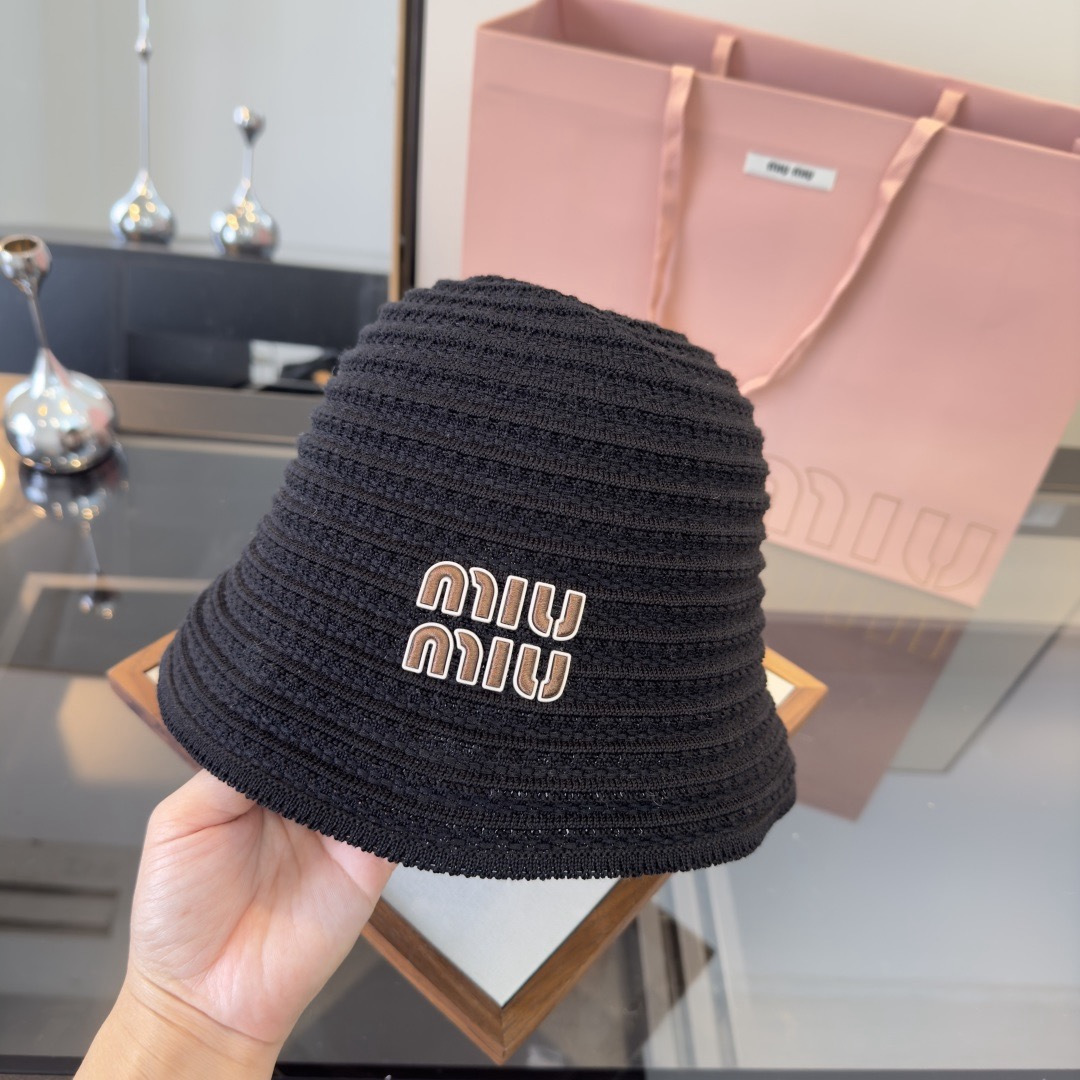 Miu Miu miumiu缪缪新款针织渔夫帽 头围57cm