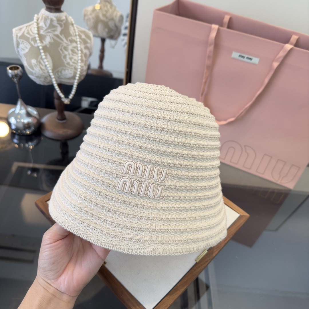 NO:764304,miumiu new knitted fisherman hat head circumference 57cm hat straw hat fisherman hat baseball cap, hat, miumiu, espadrilles, hats19860909miumiu缪缪新款针织渔夫帽 头围57cm帽子草帽渔夫帽棒球帽,帽子,miumiu,espadrilles,hats,hat
