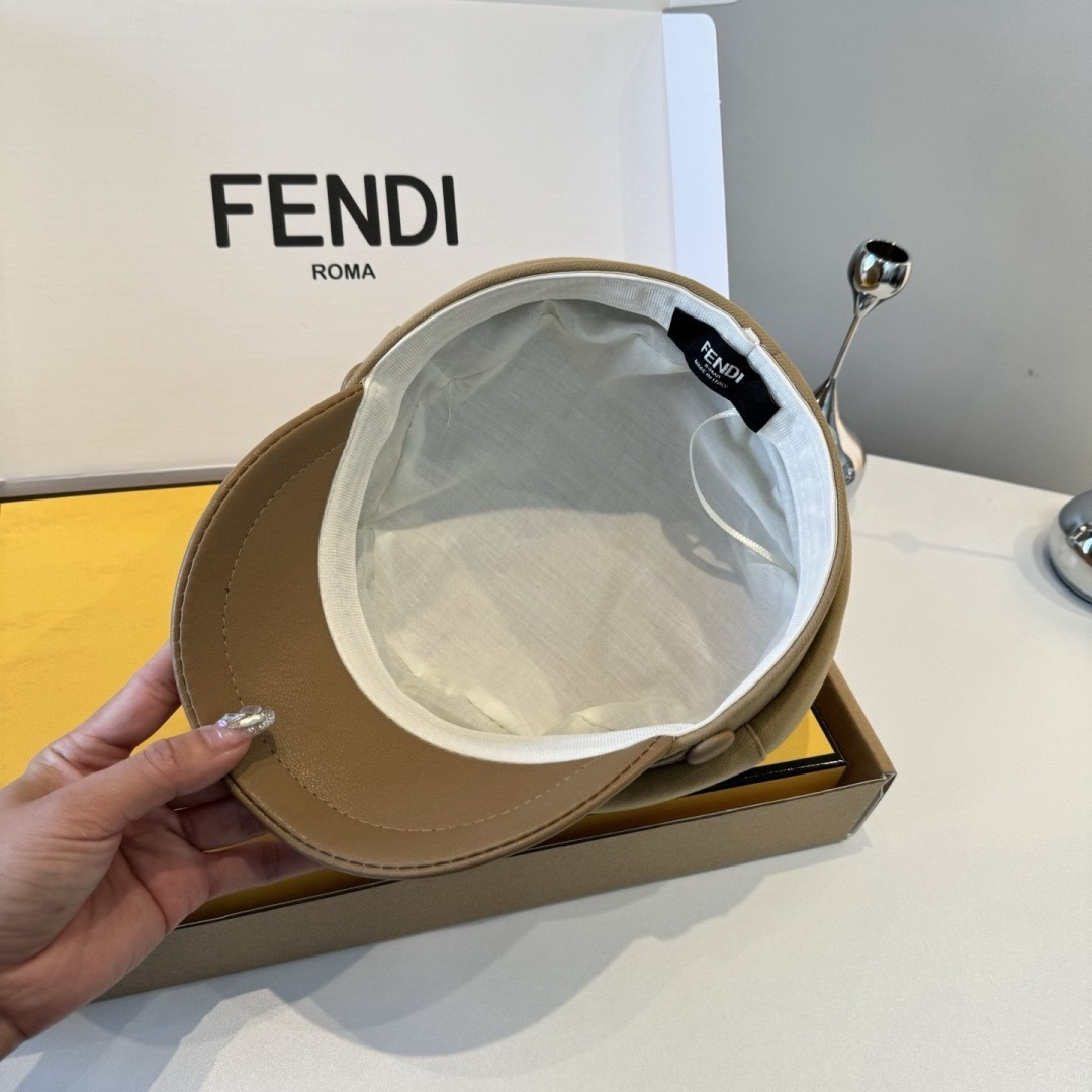 PFENDI芬迪新款鸭舌军帽，高级定制，头围57cm