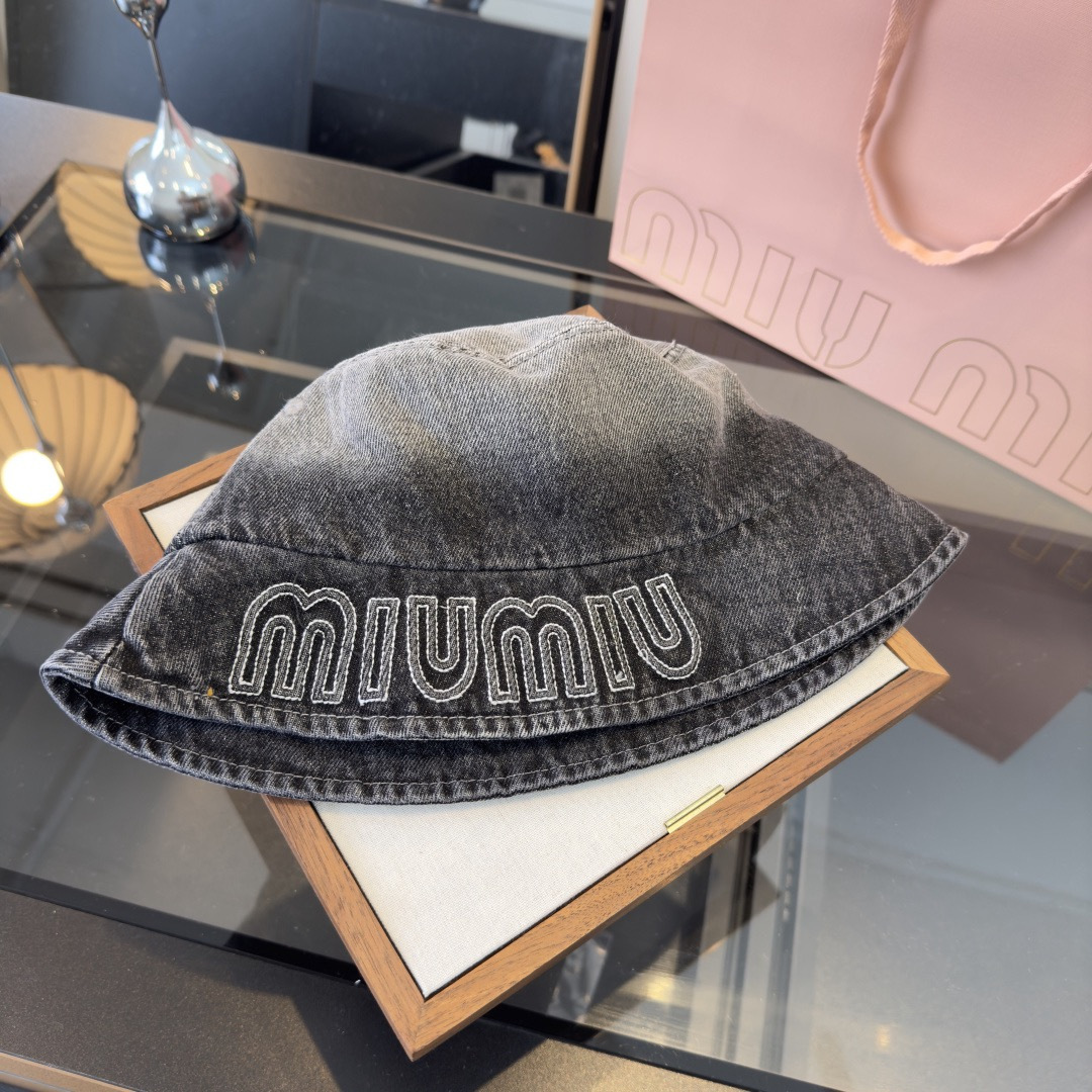 Pmiumiu缪缪新款牛仔渔夫帽，头围57cm