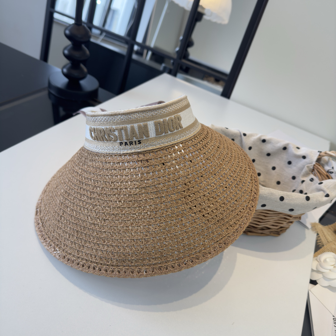 Dior 高颜值女孩 DIOR夏日新款丝巾遮阳帽大帽檐