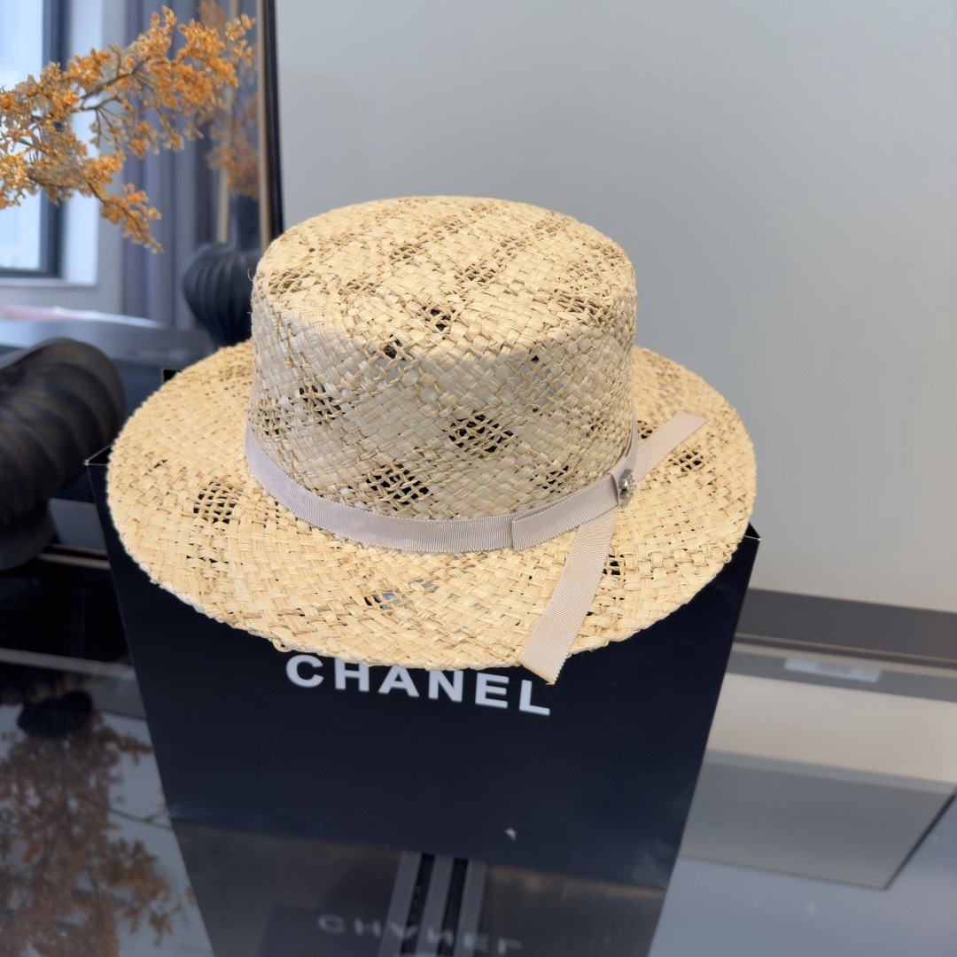 Chanel Chanel香奈儿拉菲草遮阳帽、夏日出游搭衣 ，头围57cm
