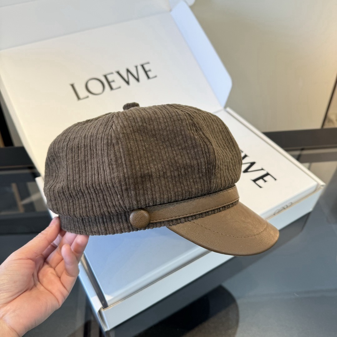 Loewe 罗意威新款鸭舌军帽，高级定制，头围57cm