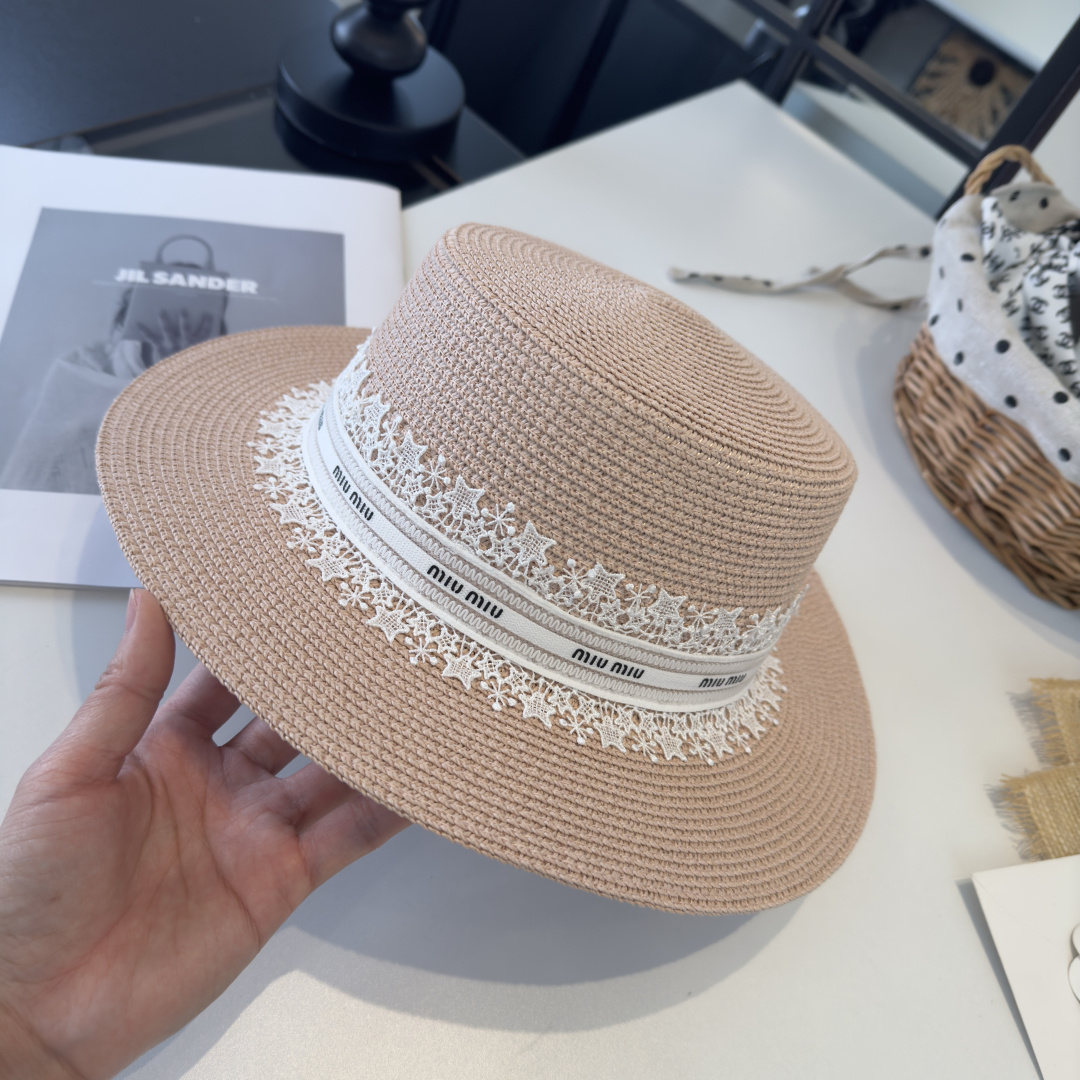 Pmiumiu缪缪蕾丝平顶，小清新设计，头围57cm