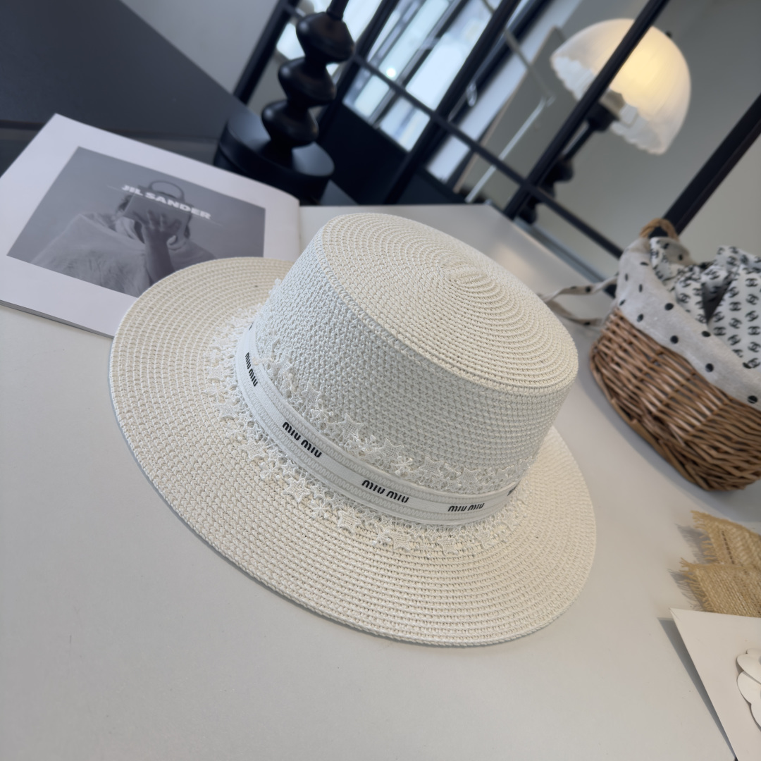 Pmiumiu缪缪蕾丝平顶，小清新设计，头围57cm