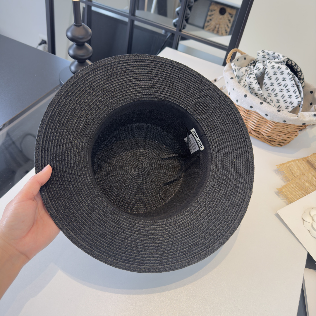 Pmiumiu缪缪蕾丝平顶，小清新设计，头围57cm