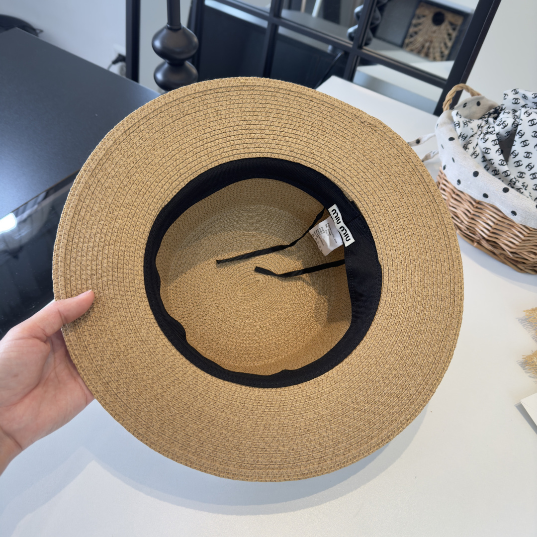 Pmiumiu缪缪蕾丝平顶，小清新设计，头围57cm