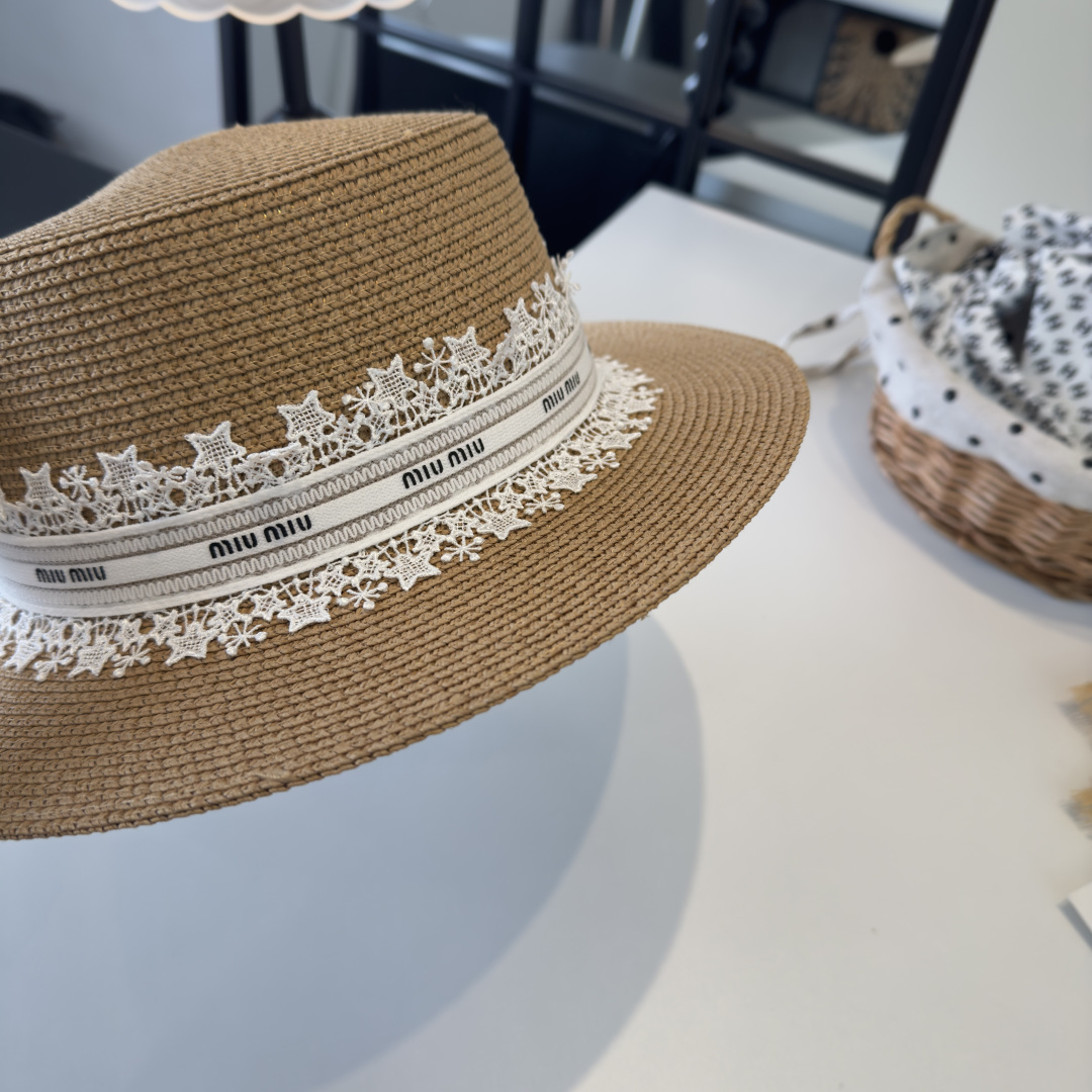 Pmiumiu缪缪蕾丝平顶，小清新设计，头围57cm