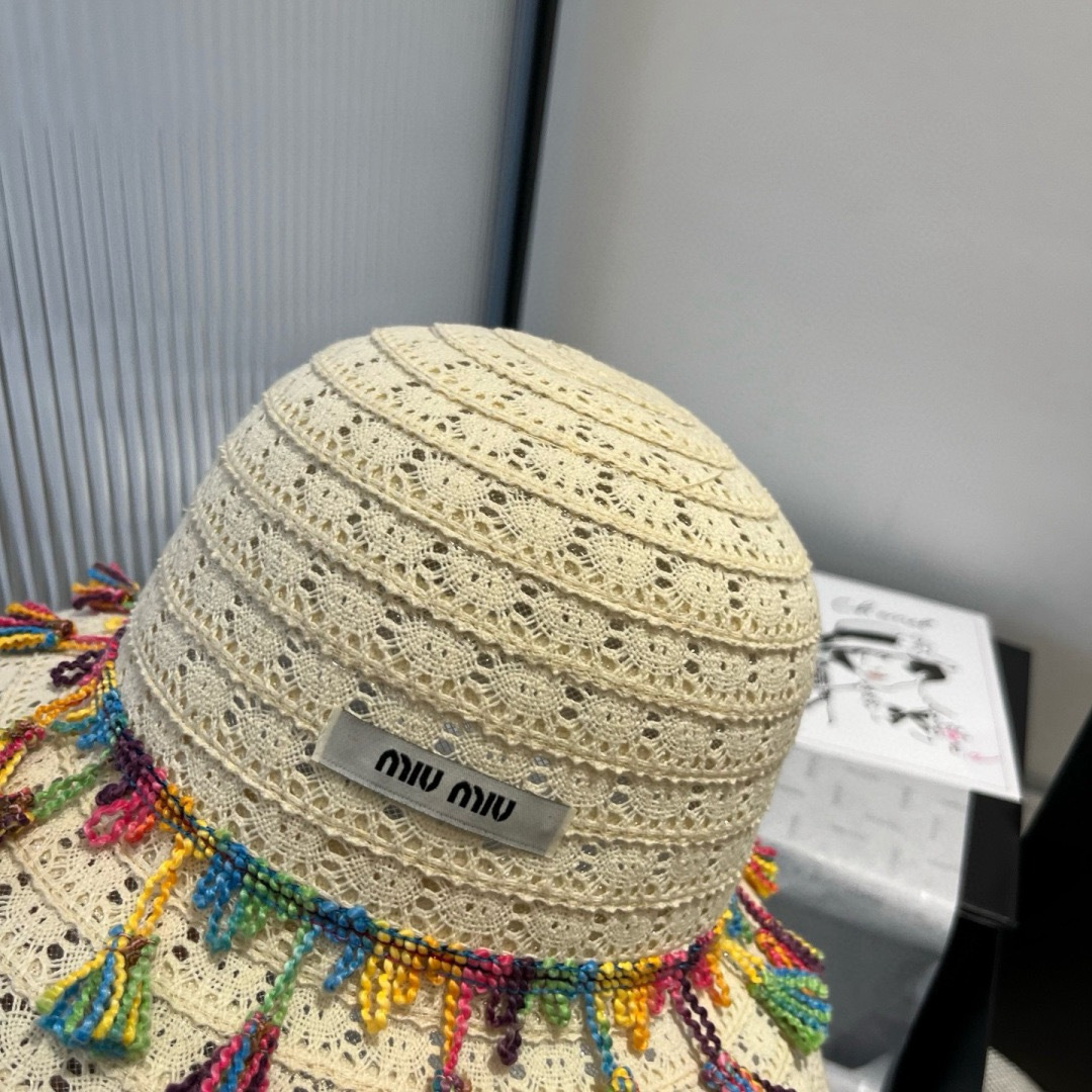 Miu Miu miumiu缪缪蕾丝盆帽，小清新设计，头围57cm