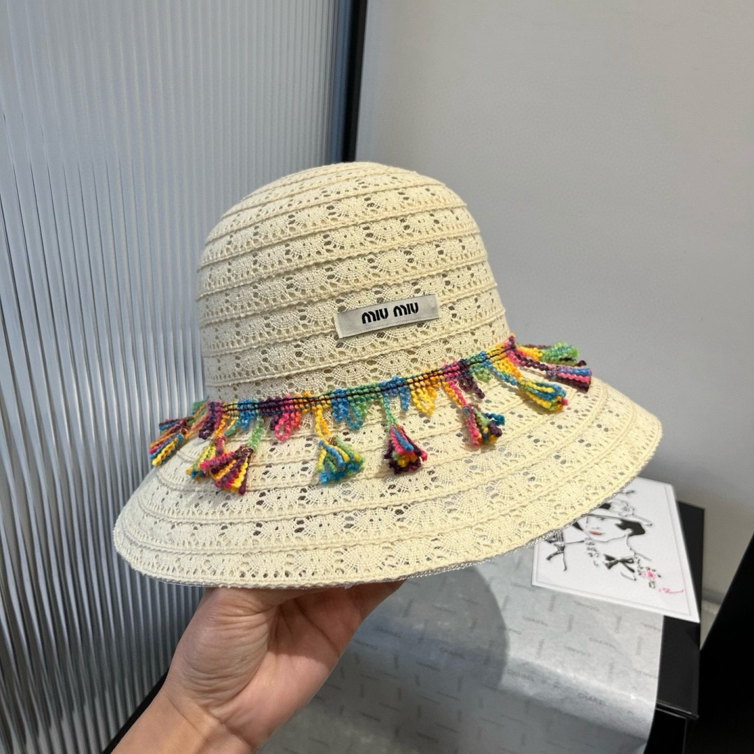 Miu Miu miumiu缪缪蕾丝盆帽，小清新设计，头围57cm