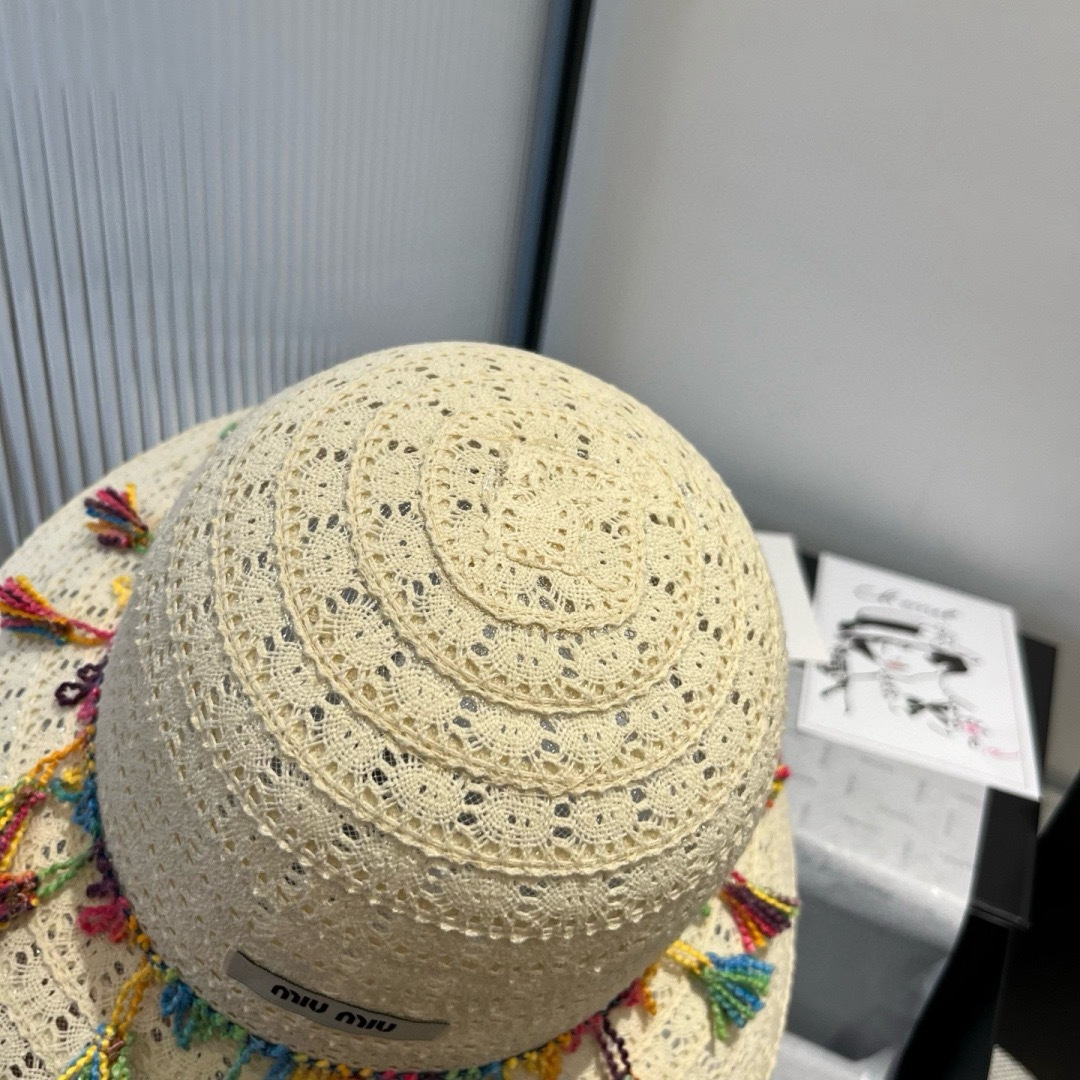 Miu Miu miumiu缪缪蕾丝盆帽，小清新设计，头围57cm