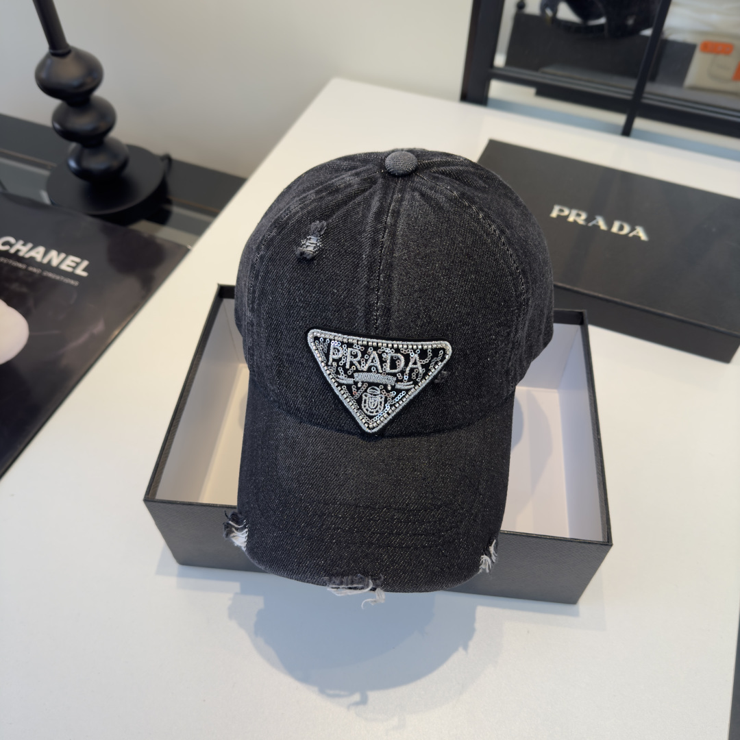 Prada 普拉达新款遮阳鸭舌帽，头围57cm