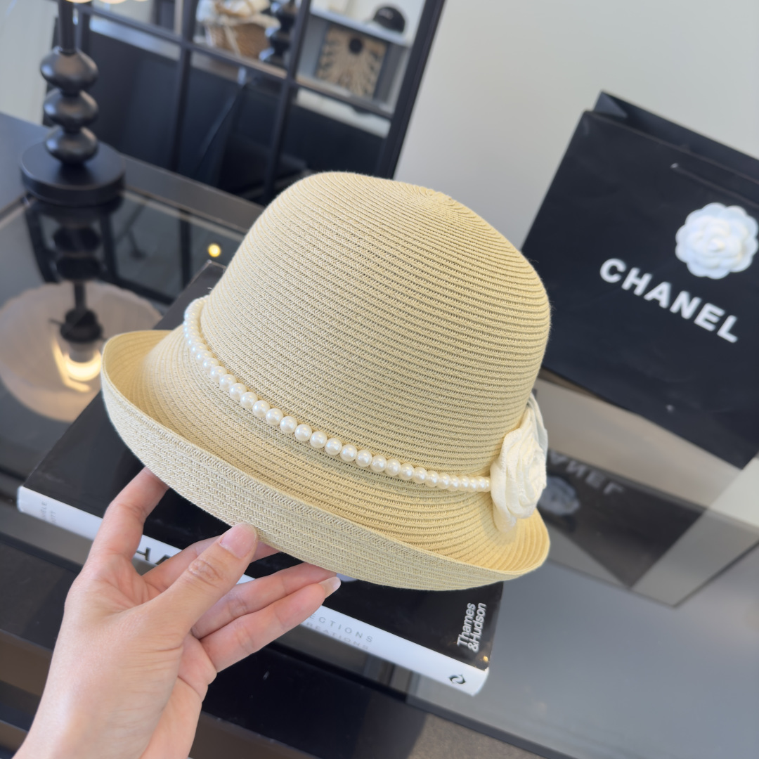 Chanel Chanel香奈儿新款珍珠链盆帽草帽，小清新，头围57cm
